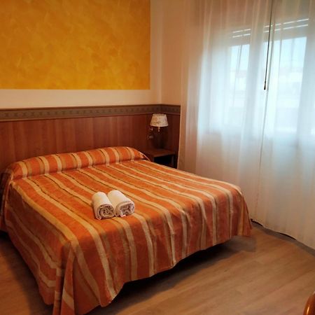 Hotel Kristall San Dona di Piave Bagian luar foto