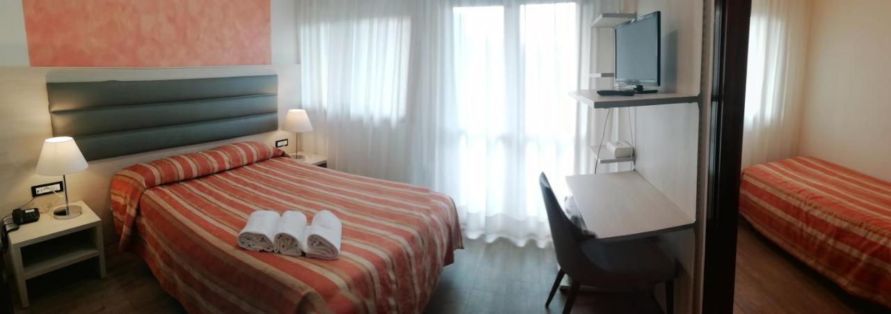 Hotel Kristall San Dona di Piave Bagian luar foto